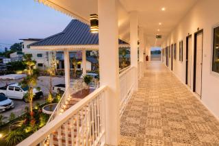 White House Hotel Kamphaeng Phet - 2
