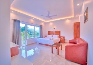 Ice Cliff Pool Resort in Munnar by VOYE HOMES - 5