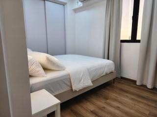 Comfortable 3B Apartment - 0