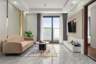 Capital Elite with 2 Bedrooms near Korean Town - 0