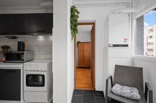 Central Cozy 3BR with Balcony & Free Parking - Bucarest - 3