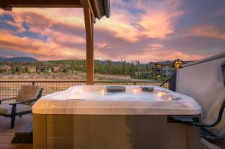 Downtown WP Villa 54 I Peloton Bike I Private Hot Tub I Great Views I Activity Program - 8