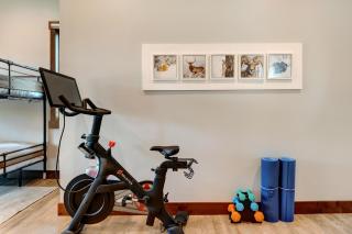 Downtown WP Villa 54 I Peloton Bike I Private Hot Tub I Great Views I Activity Program - 5