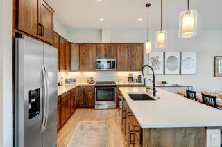 Downtown WP Villa 54 I Peloton Bike I Private Hot Tub I Great Views I Activity Program - 3