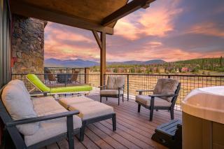 Downtown WP Villa 54 I Peloton Bike I Private Hot Tub I Great Views I Activity Program - 2