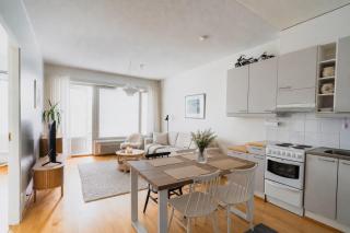 Nordic City Apartment IV by Elys Collection - 4