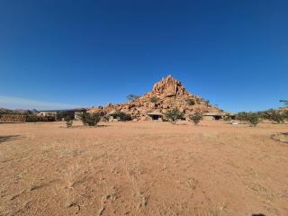 Sky and Stone Tented Camps - 5