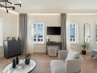 Riviera Suites - 7