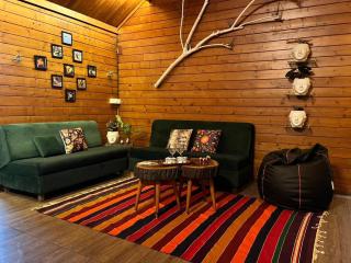 Discover Indore's ONLY Wooden Tree-House Stay! - 1