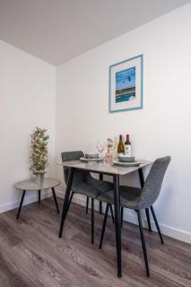 Apartment Harbour Nights Deluxe 7F by Interhome - 3