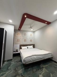 Hotel the Krisha inn - 9