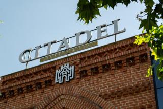 Citadel 360 Suites & Spa - 9