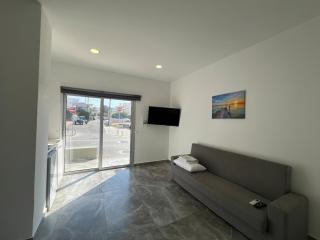 Stylish Apts near the center! - 7