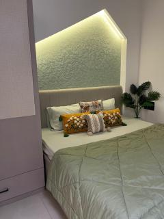 Cozy 1BHK for Couples and Friends - 3