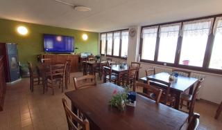 Desdemona House Pub - 3