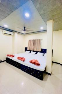 New Mahamaya Guest House - 9