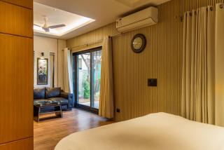 Beautiful Apartments at Tarudhan Valley Golf Resort, Manesar - 3