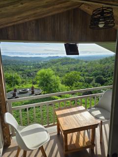 A private offgrid glass mountain cabin Accessible by ATV With Starlink Wi-Fi and panoramic views - 0