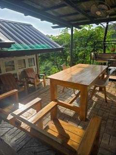 A private offgrid glass mountain cabin Accessible by ATV With Starlink Wi-Fi and panoramic views - 6