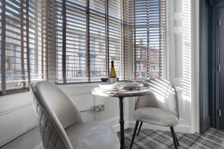 19a Hayward House - 7