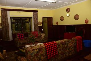 Kijani House and Cottage - 4