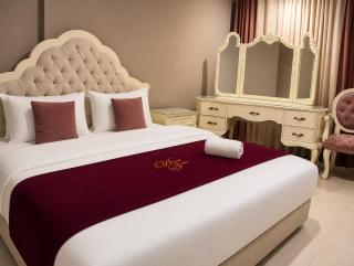 Goldcrest Mall DHA Phase 4 - Luxury Serviced Apartments by Alvis Suite - 2