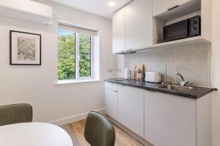 Bright Contemporary Studio Near Torquay Beach - 8
