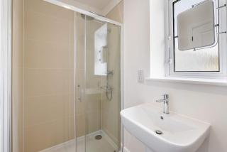 Bright Contemporary Studio Near Torquay Beach - 7