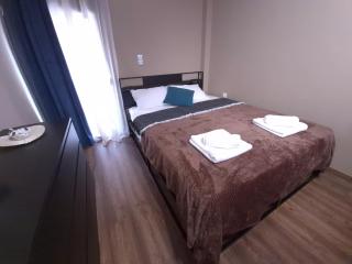 Vibes Apt Heart of Katerini Spacious 2BR - 2