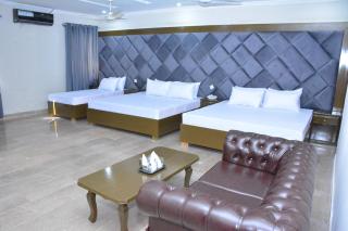 The New Elegant Hotel - 0