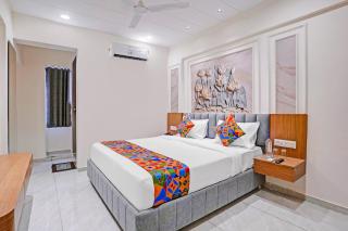 FabHotel Royal Midway - 2