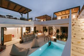 The Lofts Paros Executive Suites - 3