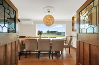 Berry Lodge Farmhouse - 8