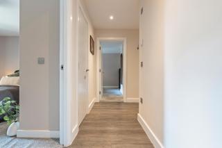 Renovated 2 Bed, 2 Bathroom Birmingham Central Apartment - 4