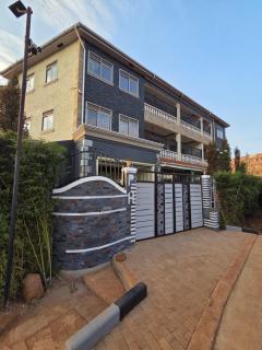 Paramount Boutique Hotel - 7