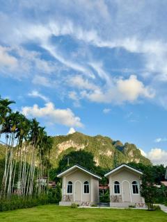 Hills & Hush Khao Sok Eco Resort - 9