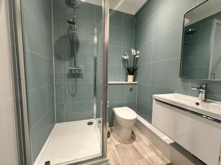The Garden Flat at Rock Terrace overooking Tenby beaches - 4