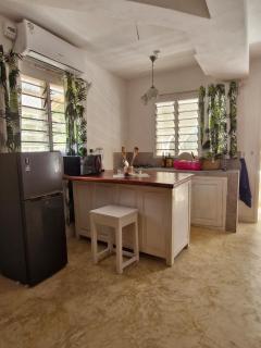 Elegant Swahili Styled Studio - 9