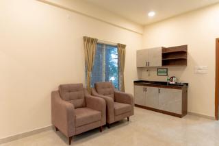 Treebo Emirates Suites - Near Wipro Sarjapur Road - 1