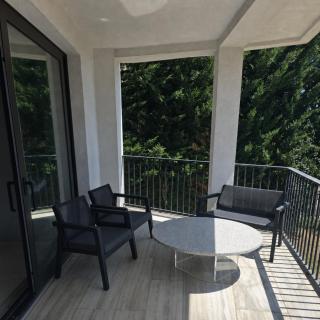 Garden Floor Property with Balcony View of the Hill, King Size Bed with 2 Sofa Convertable Single Beds Total 4 Persons Capacity - 7
