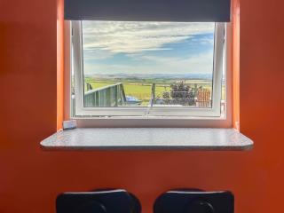 Orange Yurt - Uk48018 - 5
