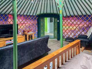 Green Yurt - Uk48019 - 3