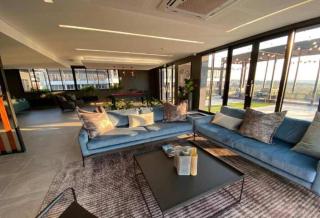 Stylish 2B1Bath in Sandton Central Pool, WiFi - 7
