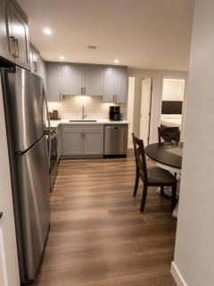 Cozy Fully Furnished 2-Bedroom Basement Suite - 7