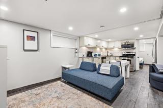 Unique Basement, Private, Steam Sauna Shower, Free Parking - 0