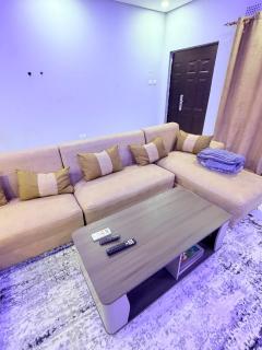 Modern 1 Bedroom, 1 Bed, WiFi, Airconditioned Apt - 7