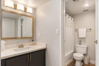 Modern Tempe Retreat Near ASU Pool Gym Pet-Friendly Parking - 6
