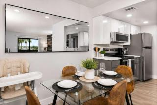 Modern Tempe Retreat Near ASU Pool Gym Pet-Friendly Parking - 4