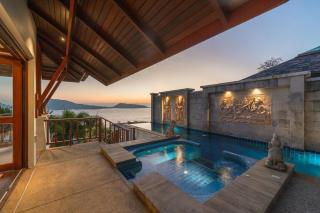 Patong 4BR Seaview Villa with Infinity Pool - 7