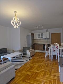 Family Apartment - 7